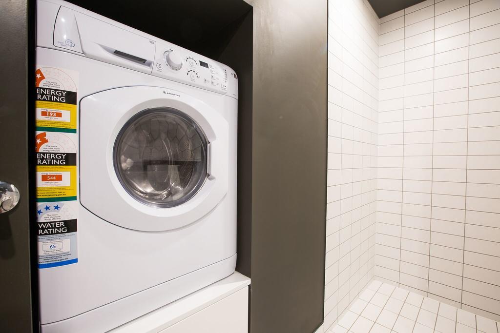 Magnificent Apartment + Free Car Park Near Cbd Adelaide Buitenkant foto